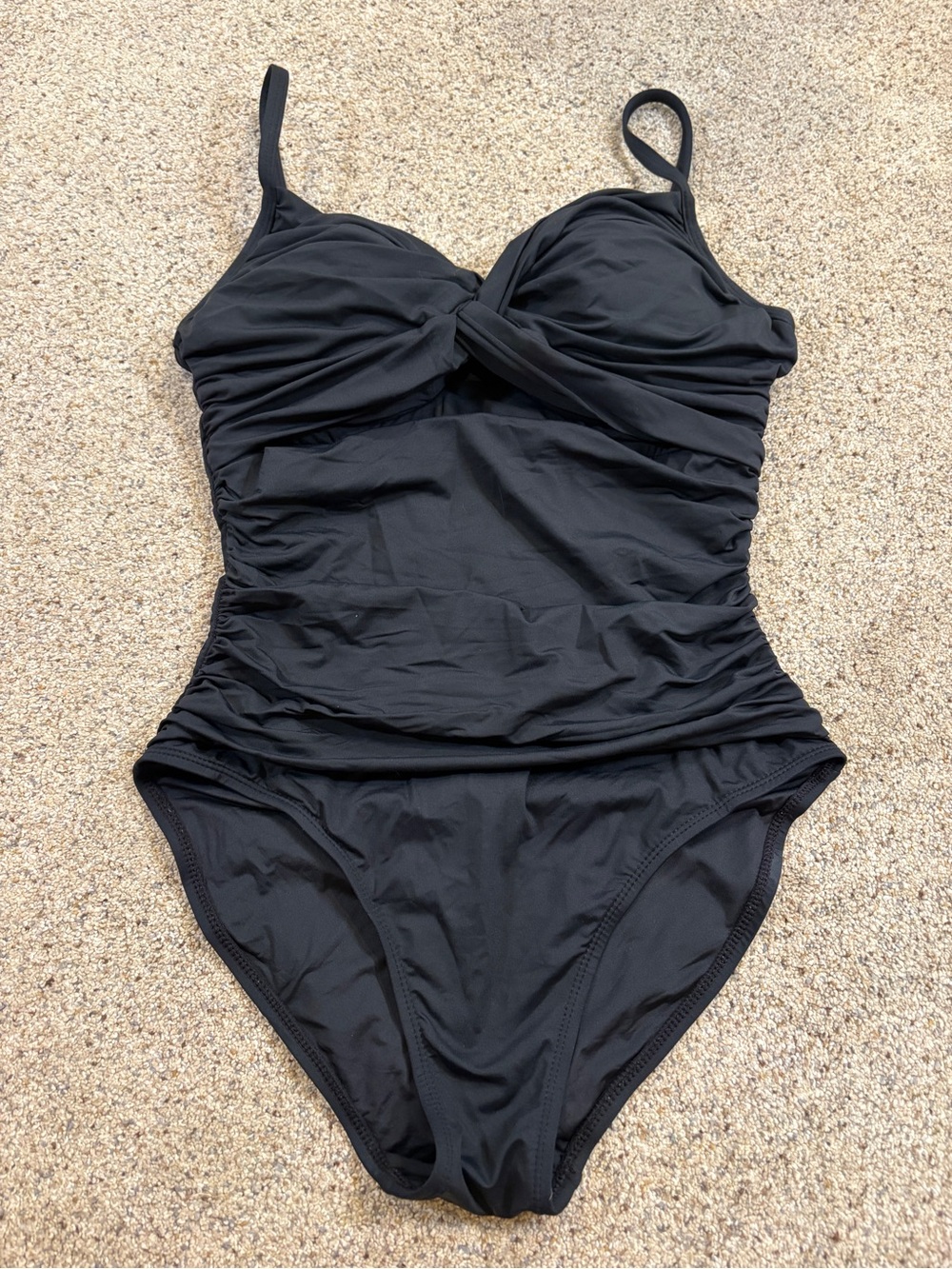 La Blanca Black Twist-Front Women’s One-Piece Swimsuit